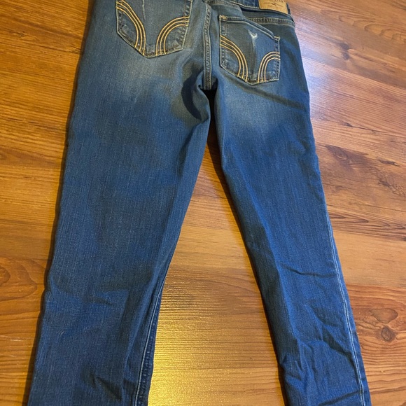 Hollister skinny jeans - Picture 2 of 3